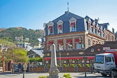 منتجع Étretat البحري على ساحل نورماندي