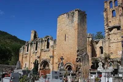أطلال دير Alet-les-Bains