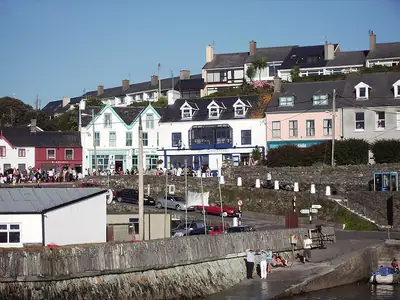 قرية Baltimore المينائية في West Cork