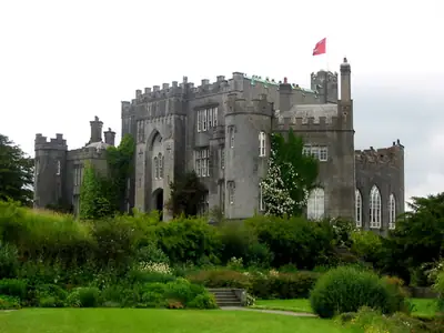 Birr Castle في County Offaly