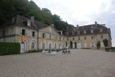 Château d’Arlay وأرضه