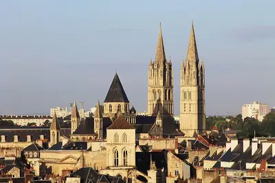 أبراج كنائس Caen