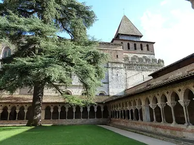 رواق دير Moissac