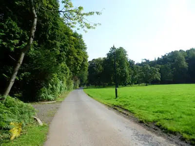 الطريق المؤدي إلى Melville Castle