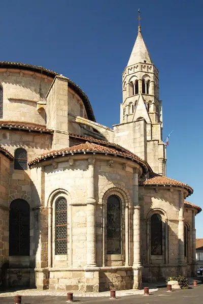 الكنيسة الجماعية في Saint-Léonard-de-Noblat