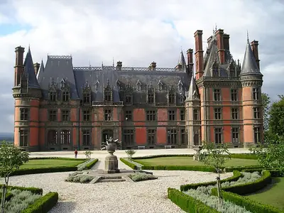 الواجهة الجنوبية لـ Château de Trévarez