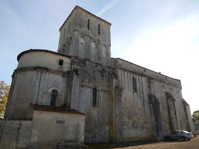 كنيسة Notre-Dame-de-l’Assomption في Dœuil-sur-le-Mignon