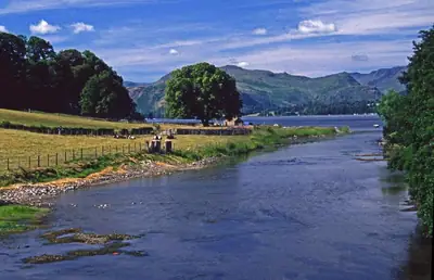 Ullswater كما تُرى من Pooley Bridge
