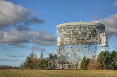 تلسكوب Lovell في Jodrell Bank