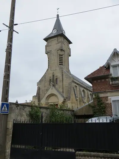 كنيسة Saint-Sulpice في Machemont