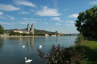 نهر الموزيل عند Pont-à-Mousson