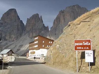 قمة ممر Sella