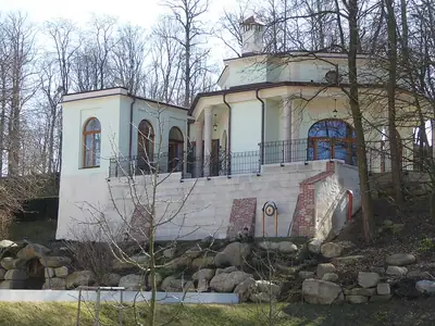 مبنى في حديقة Schloss Thalheim