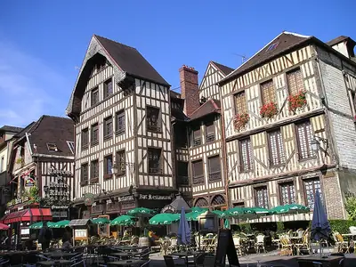 الحي التاريخي في Troyes