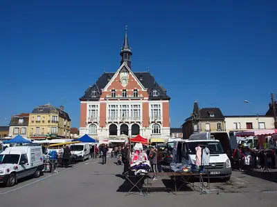 سوق السبت في Vouziers